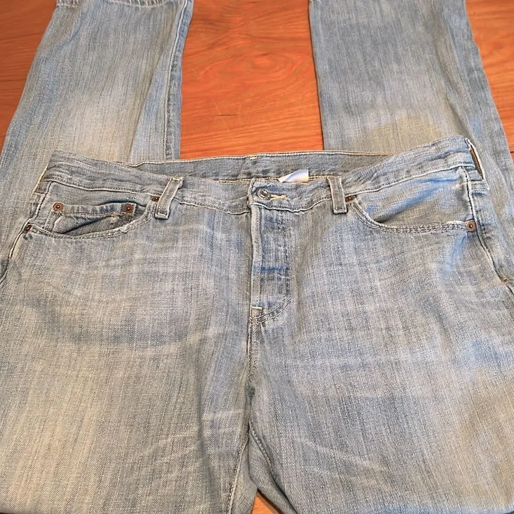 Vintage Levi’s 501 Jeans Buttonfly 31‎